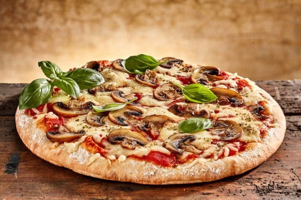 Quels sont les avantages d’un four à pizza à bois ?