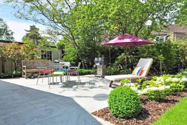 Concevez votre jardin idéal après votre installation : guide pratique et astuces
