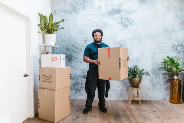 Choisir une entreprise de déménagement fiable et éviter les arnaques