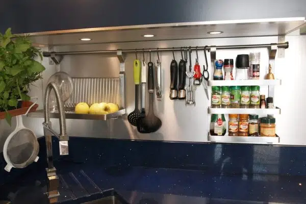 Comment cacher les torchons dans une cuisine ?