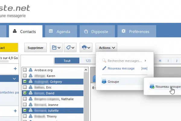 Comment envoyer un mail à une liste de contact ?