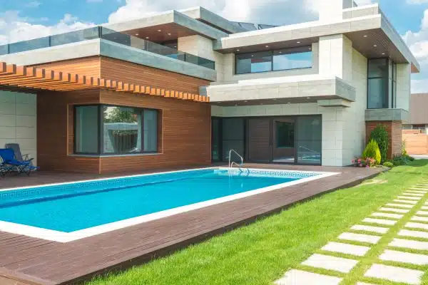 Les avantages et inconvénients des principaux types de piscine pour votre maison