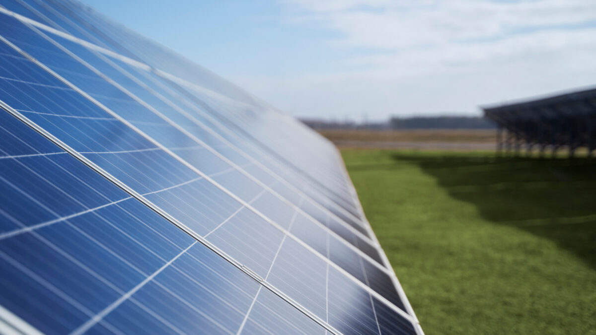 Réussir l'installation de panneaux solaires : conseils pratiques et étapes clés